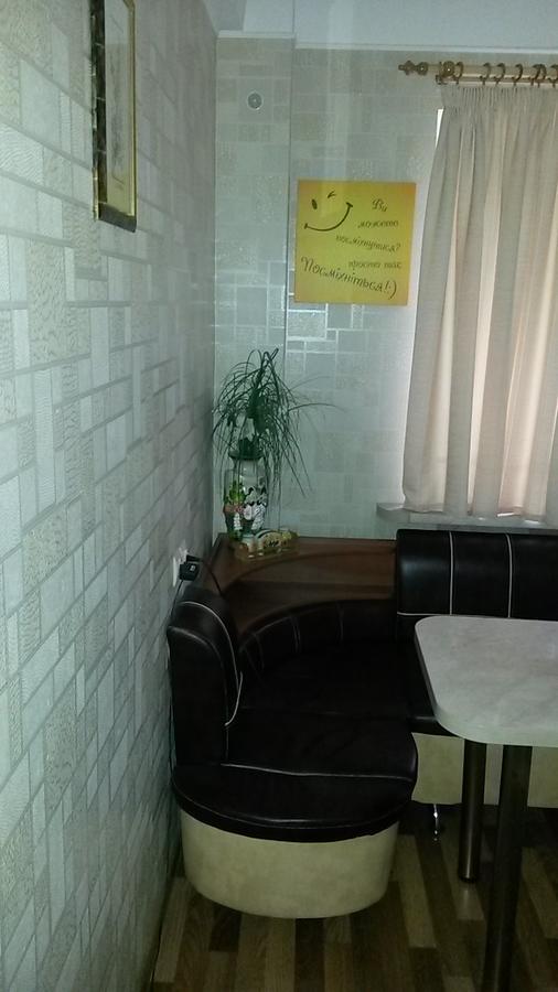 On Rusanivska Naberezhnaya 22 Apartment